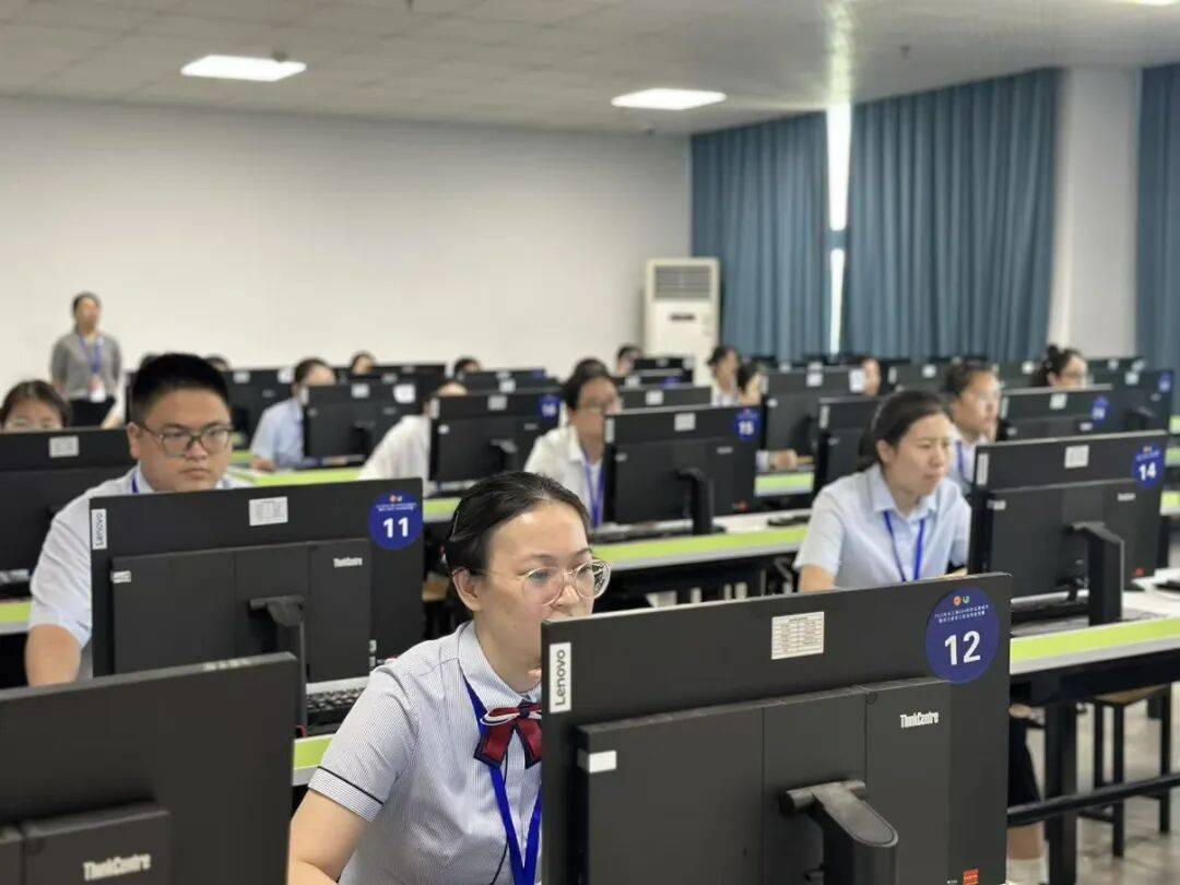 我市举行2025年政务服务办事员职业技能竞赛