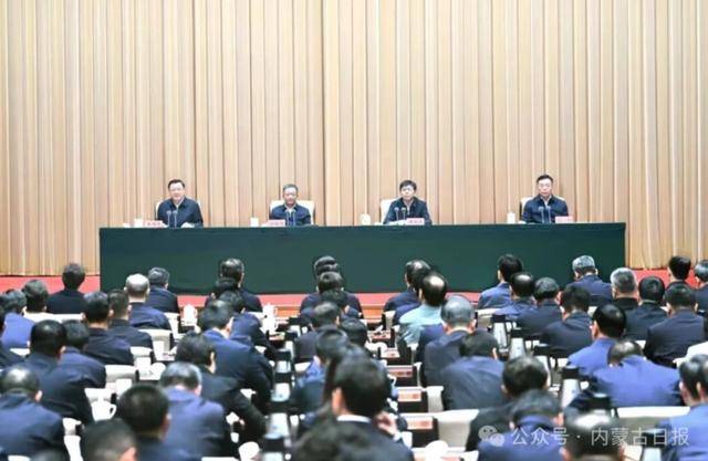王伟中：“从今天开始，我就是内蒙古人了”