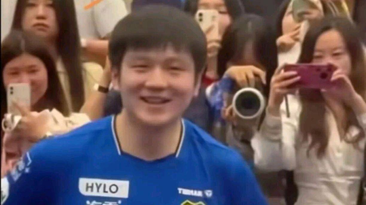 原创             3个月逆袭！樊振东德国惊人蜕变背后的辛酸与骄傲，结局让人泪目！