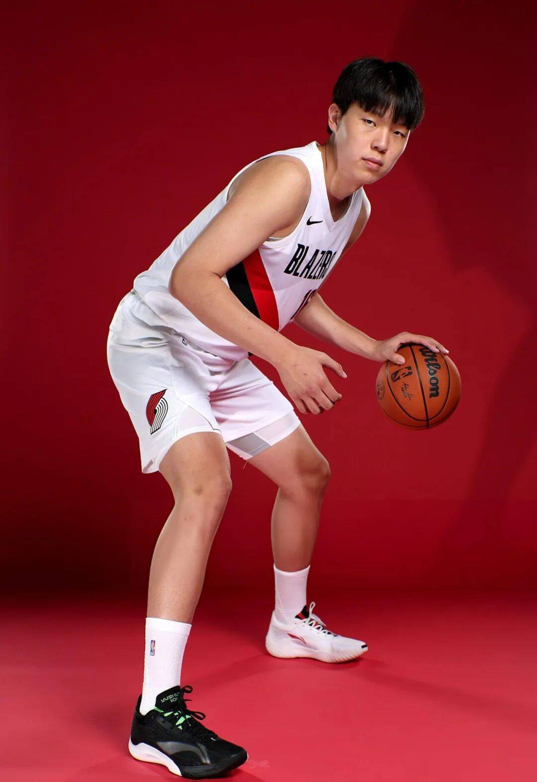 这么多nba球员穿李宁