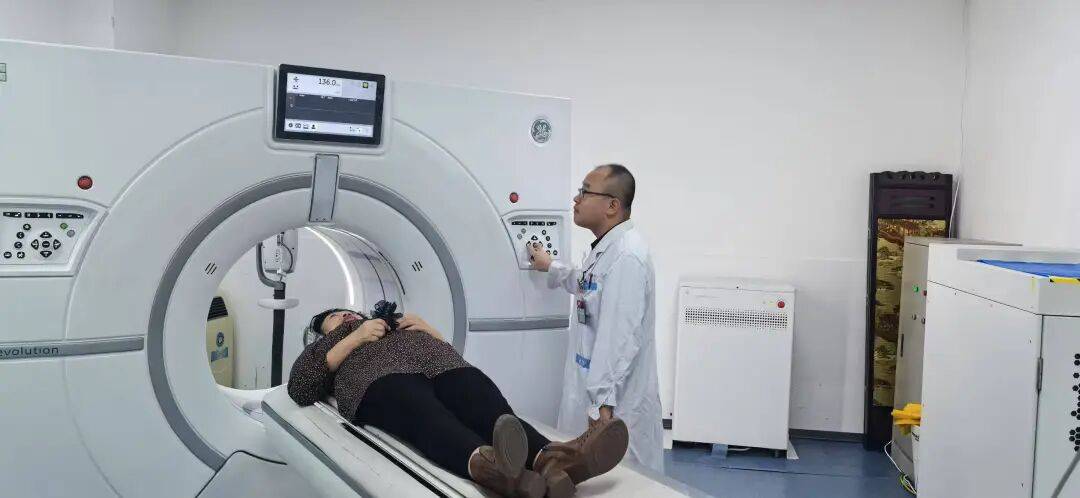【节日我在岗】平凡因坚守而不凡 奉献因热爱而闪光——致敬每一位“双节”仍坚守在岗位上的中医人