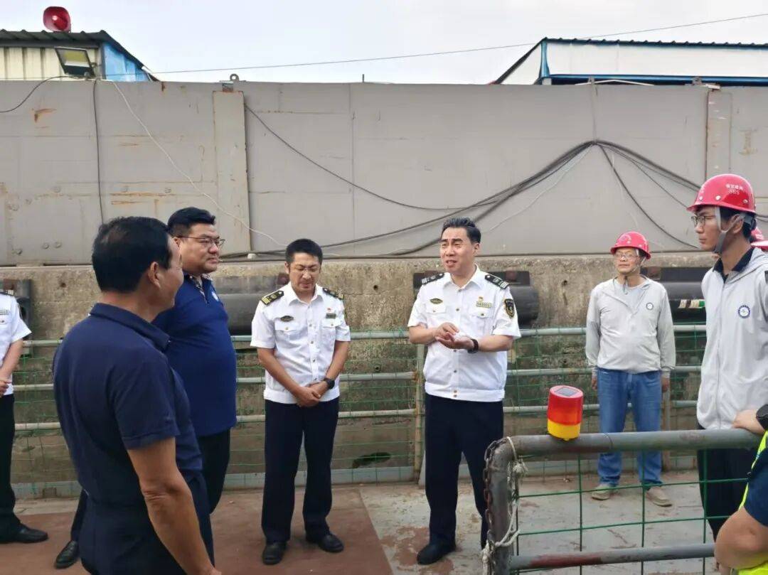 南通海事局圆满完成国庆中秋假期水上交通安全监管任务