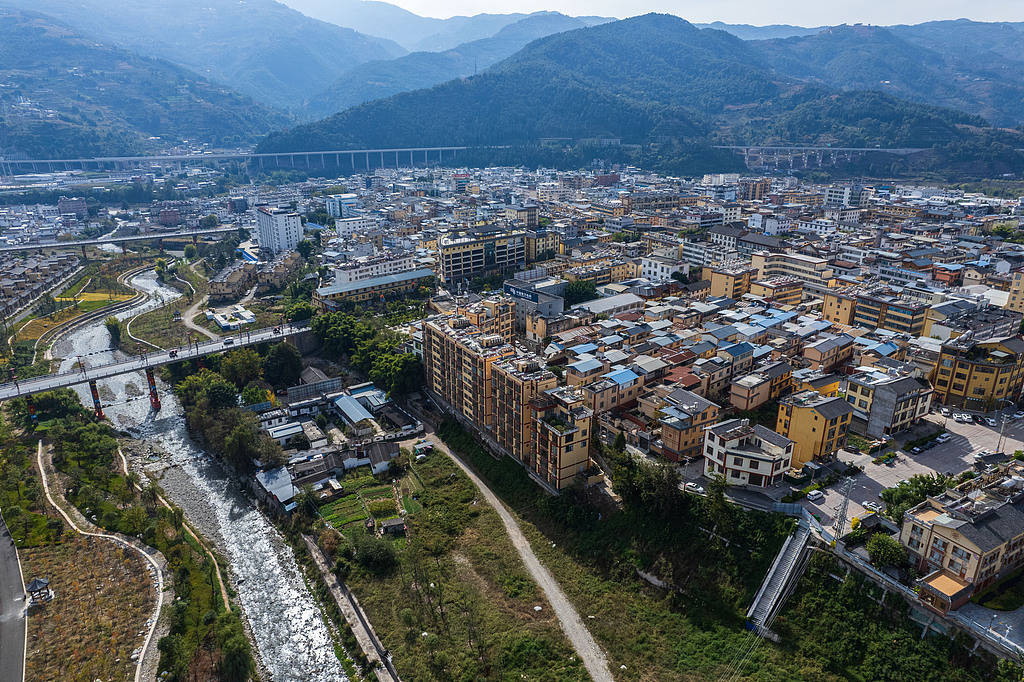 云南人口小县漾濞县机构改革成果：今年前7个月县级下发文件同比减逾千份