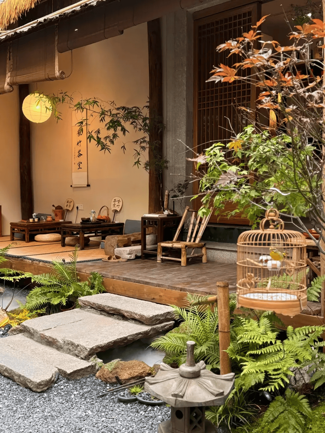 等退休了,一定要在院子里建个茶室,喝茶赏花晒太阳