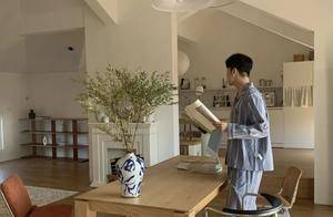 上海一小伙的房子火了，仅“一阁楼”就圈粉无数，随手一拍都很美_生活_客厅_空间