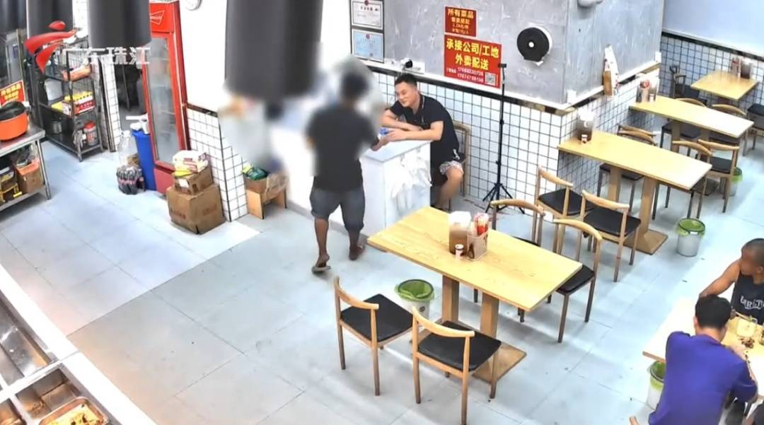 广州花都老板3次善意“赠饭” ，两月后小伙“逆袭”登门致谢