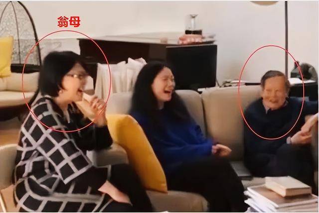 原创             103岁杨振宁去世，留下翁帆独自一人生活！两人去年刚庆祝完瓷婚