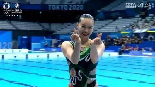 "泳"往直前!花样游泳奥运名将黄雪辰零距离开讲