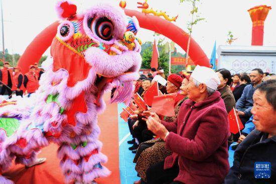 多彩活动迎重阳