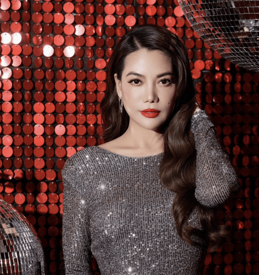 图片[3]-知名女演员涉嫌挪用数千两黄金被警方逮捕；曾获“金杏奖”影后、“亚洲女明星奖” -华闻时空