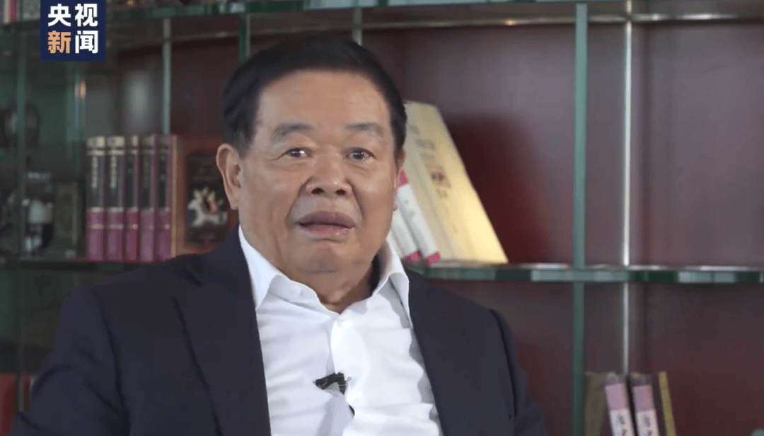 福耀玻璃:公司法定代表人已变更为曹晖!此前79岁曹德旺提前辞去董事长职务