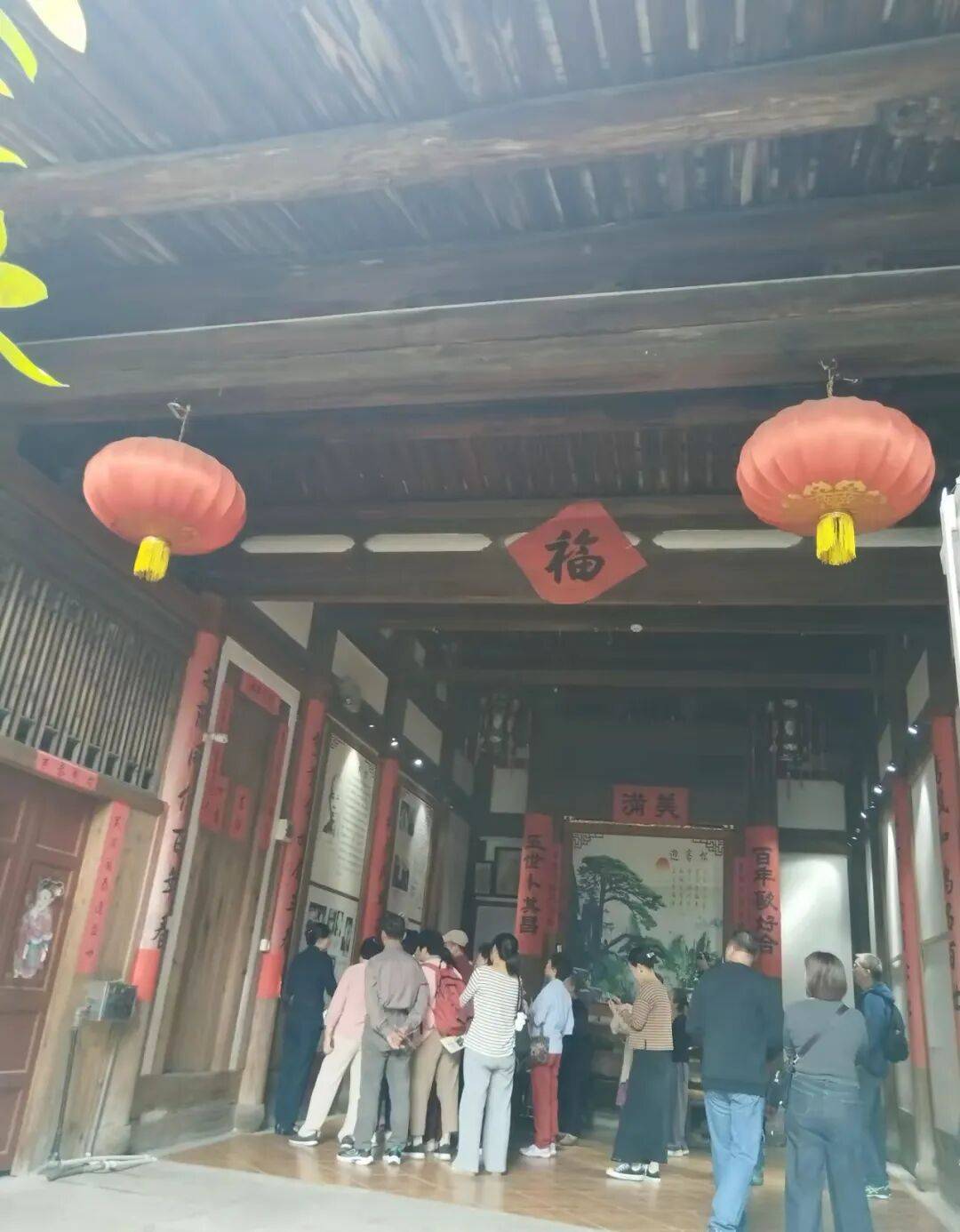 吴行守着老宅炊烟在他心中这座烟火不息的院子