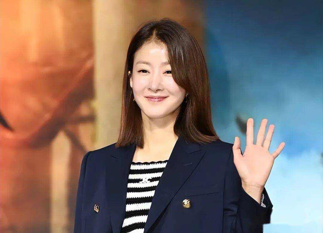 韩国知名女星离婚8个月后,官宣二胎女儿降生 插图2 韩国知名女星离婚8个月后,官宣二胎女儿降生 插图2