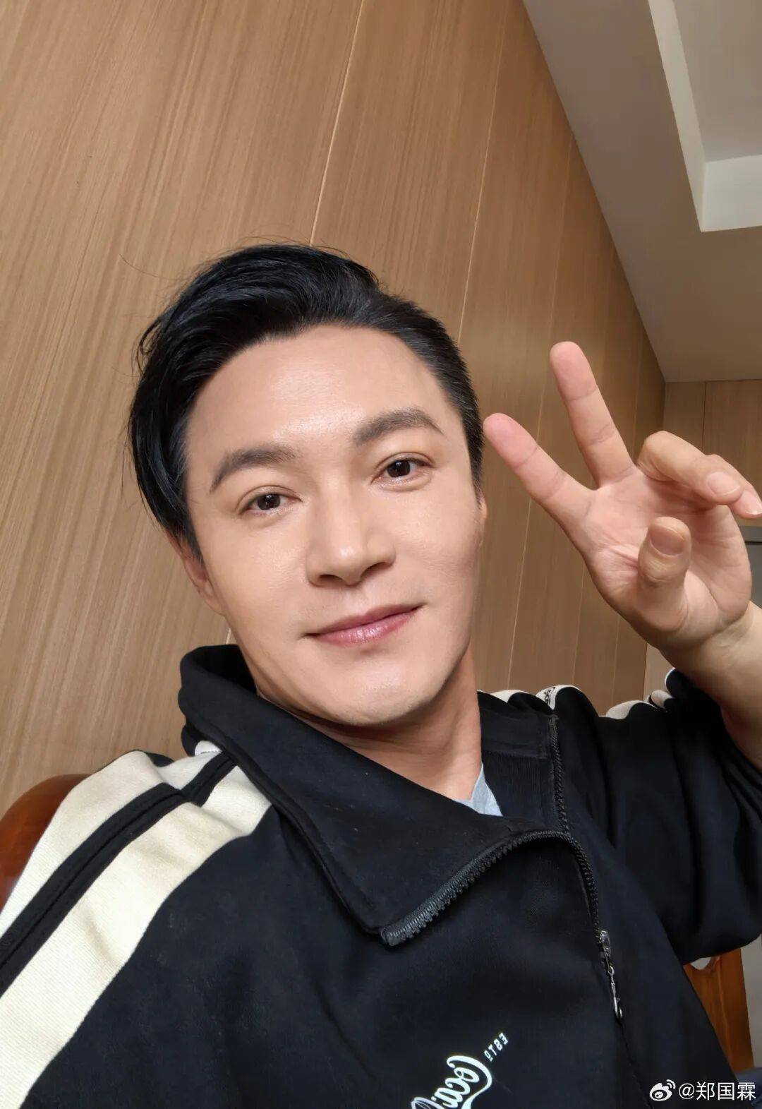 王鹤棣谢娜合作?郑国霖打工卖鱼?姨太问答