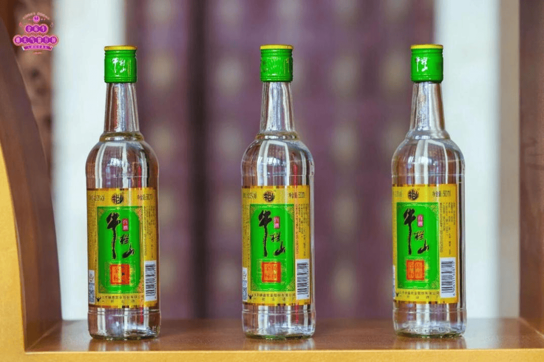 光瓶酒火了，牛栏山却卖不动了