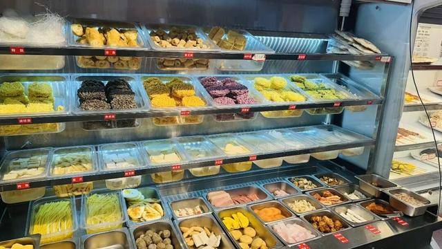 打工人吃不起麻辣烫，小老板们也不赚钱