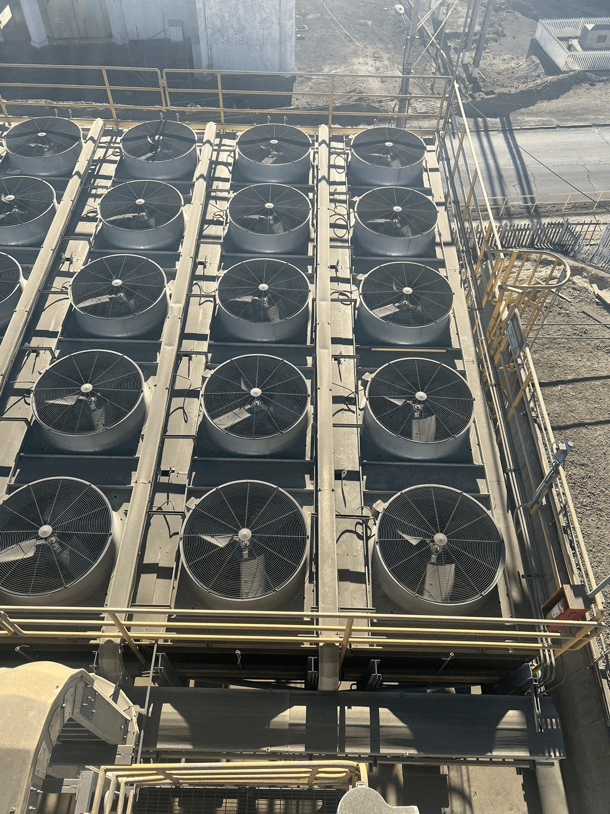 特种与石化蒸发式冷凝器:行业优选之选