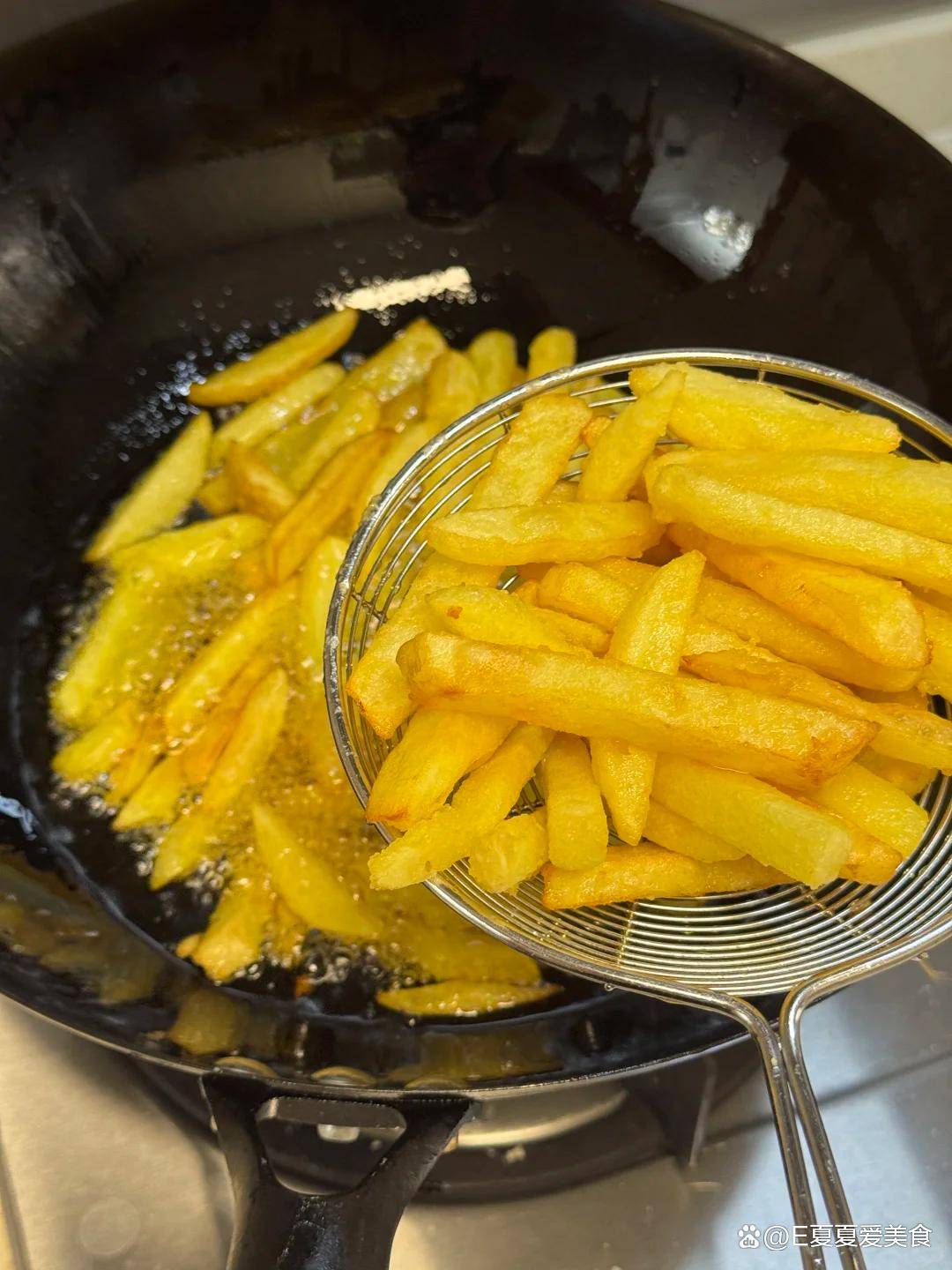 孩子疯狂爱的炸薯条3 步搞定在家做酥脆不腻