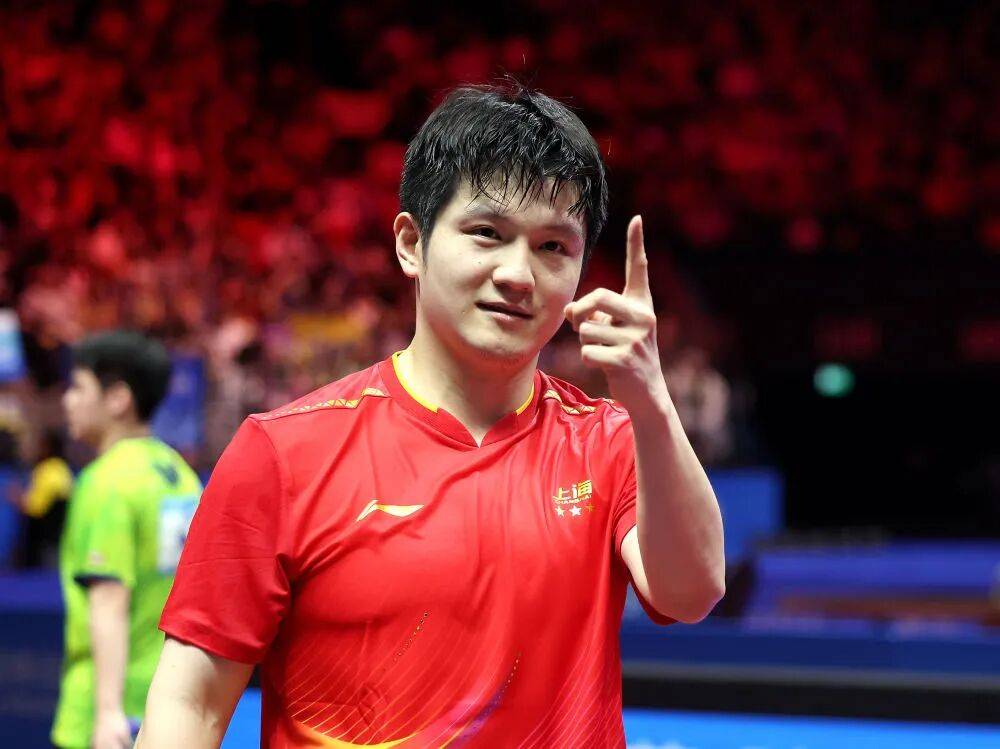 世界冠军扎堆了……这这这，我该支持谁?