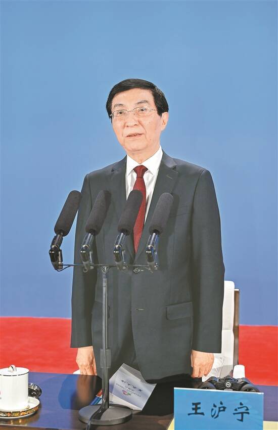 第十五届全国运动会在深圳闭幕