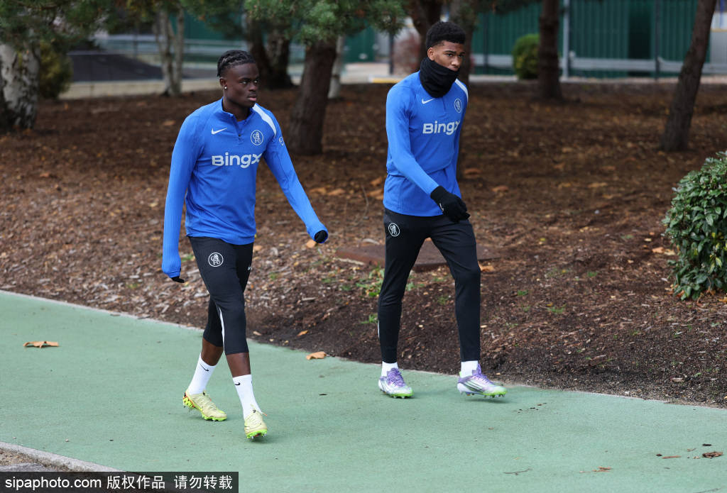 切尔西能否延续21世纪不败神话？伯恩利主场迎战蓝军！