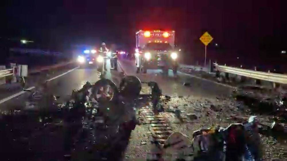 美国科罗拉多州高速公路发生交通事故 致5人死亡