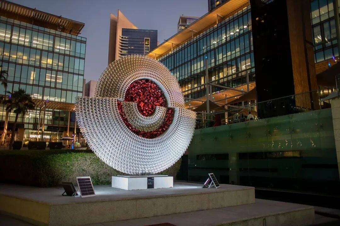 图片[7]-迪拜国际金融中心变身露天艺术画廊，50余件雕塑亮相 -华闻时空