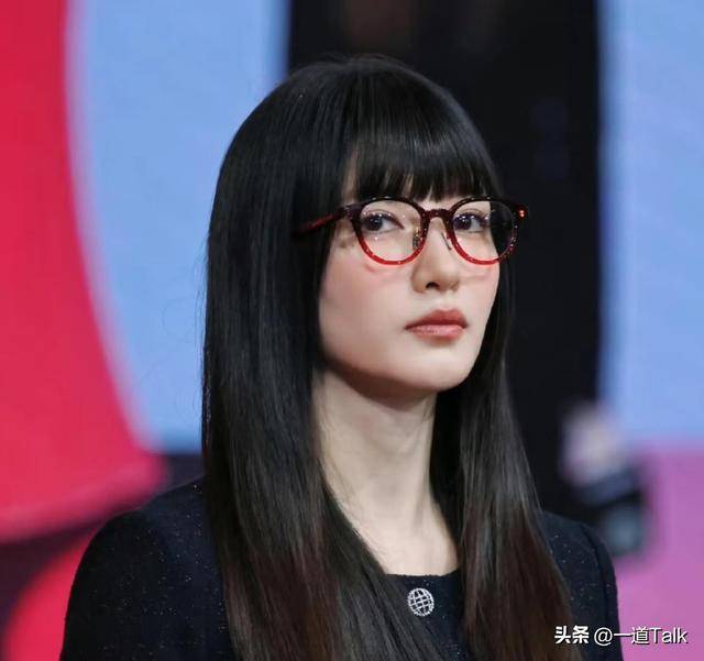 海外产子真相大白6个月,39岁江疏影罕见露面,近照曝光令人意外