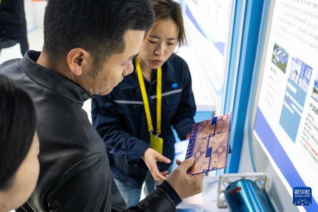 记者手记：新材料何以“抢滩”先进制造新赛道？