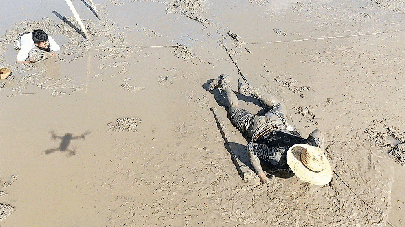 【科普】这种生活中常见的非牛顿流体，真的会“吃人”！