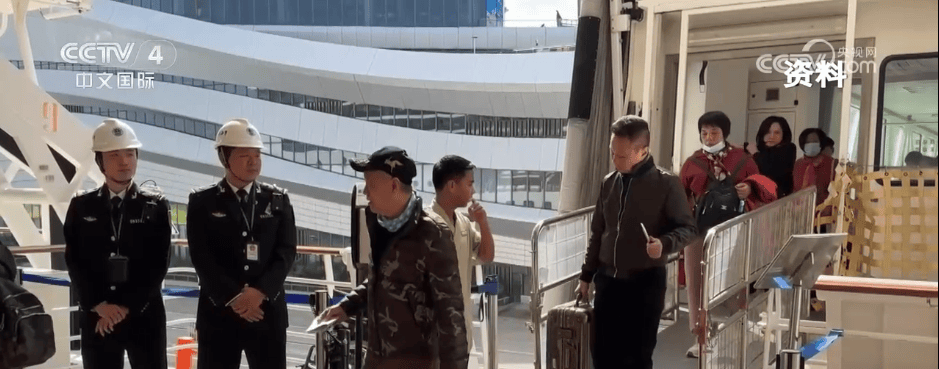 图片[3]-904个航班、15.6万个座位，取消！高市早苗涉台错误言论冲击日本旅游业 -华闻时空