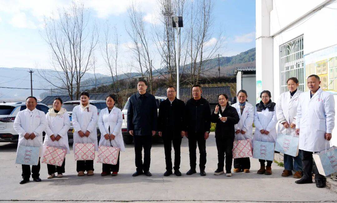 越西举行第38个"世界艾滋病日"宣传主题活动