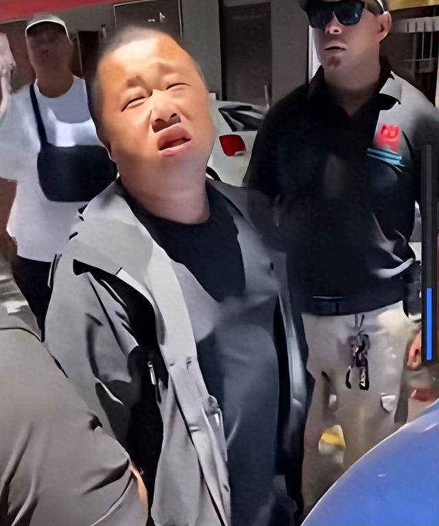 直到蓝战非南非被绑!才知道表面公仆,实际黑大佬的郭华萍多可恶