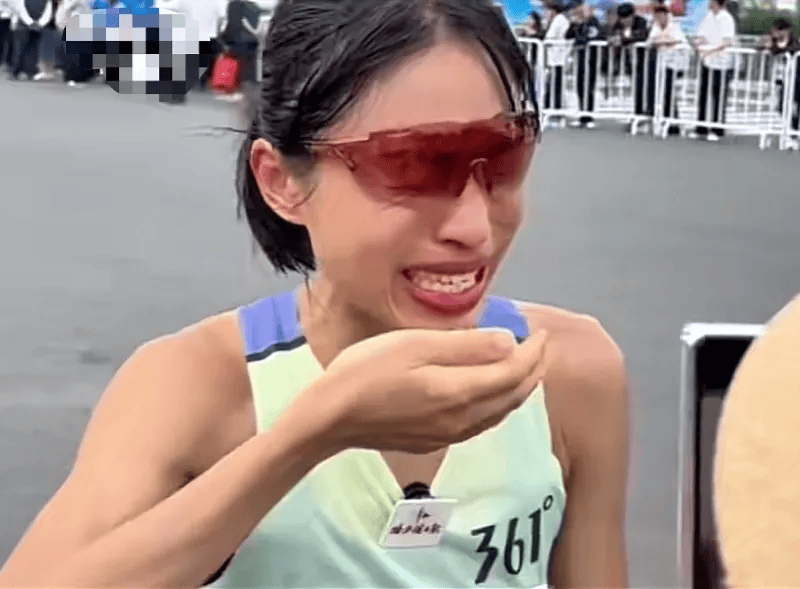 好友:张水华本周末值班,将缺席福马