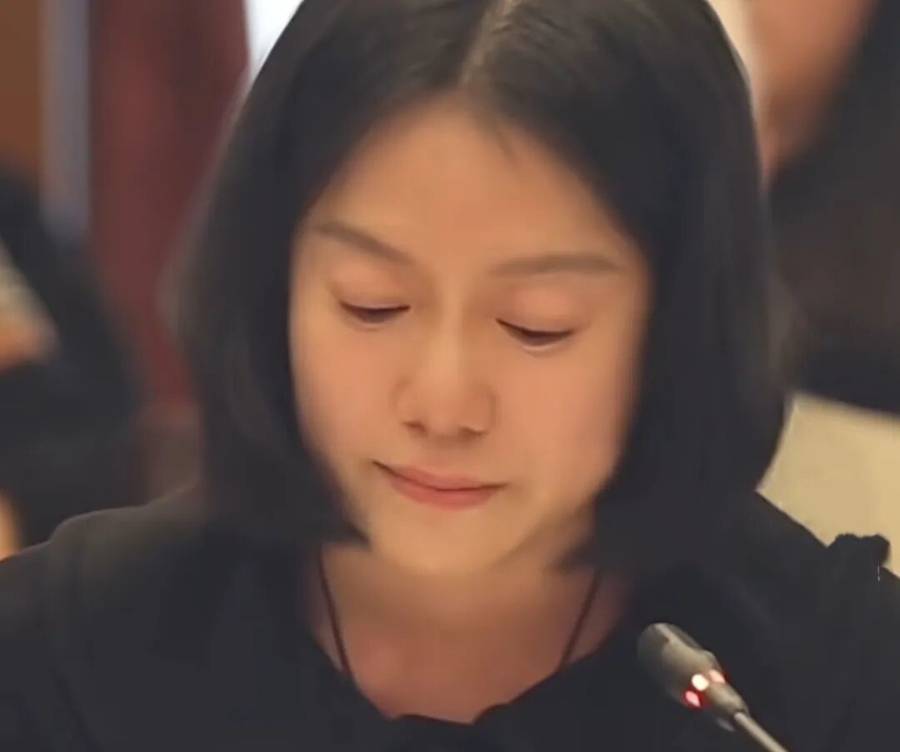 翁帆回忆杨振宁，含泪发言多次哽咽