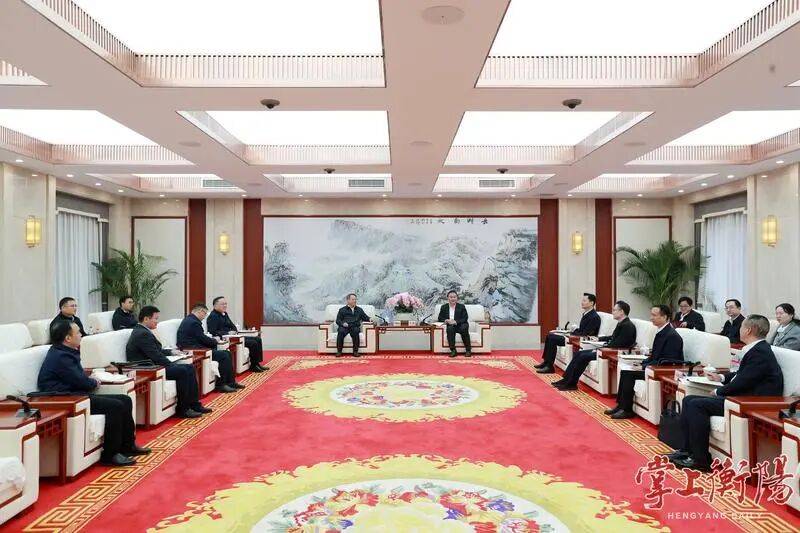 朱健会见湖南大学校长段献忠一行