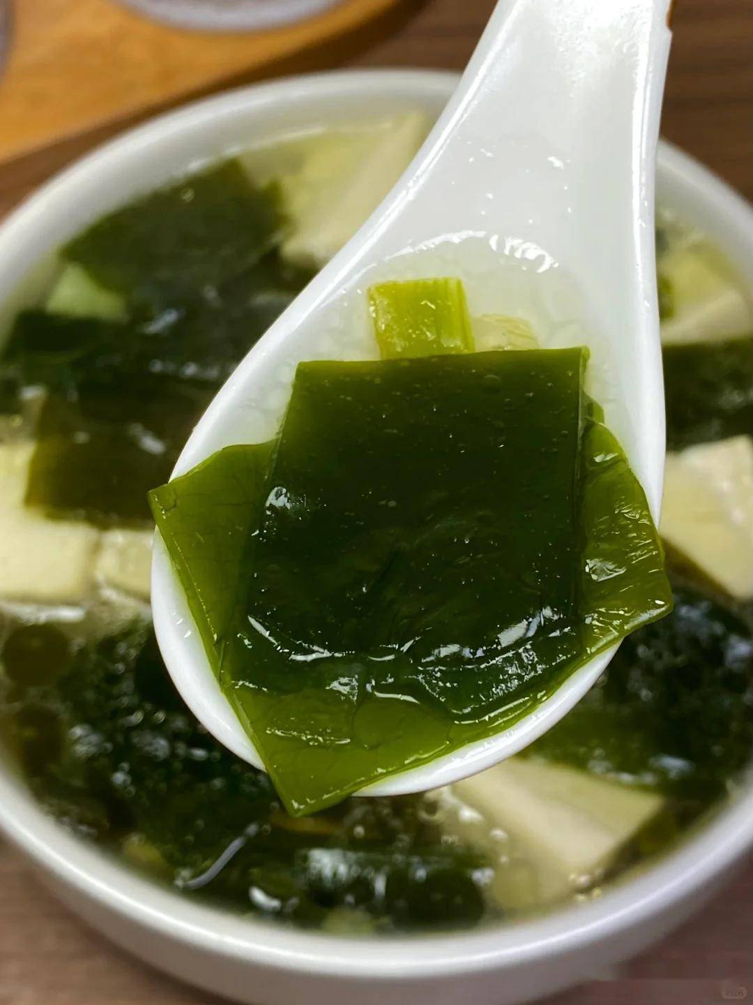 海带汤好喝有诀窍大厨教饭店不外传秘诀鲜醇入味