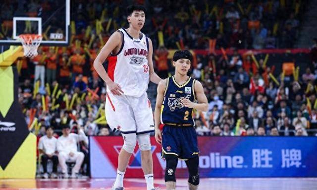 拿300万！0分2分+3场12犯规，广东揪出最大软蛋，杜锋自作自受？