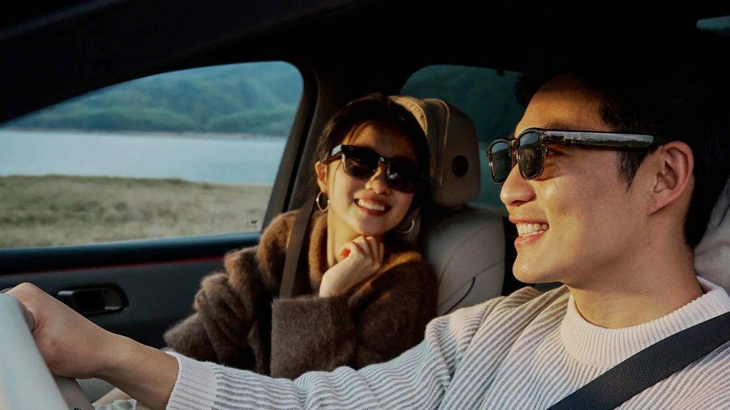 大厂扎堆智能眼镜，但谁也说不清它到底是啥｜AI 器物志