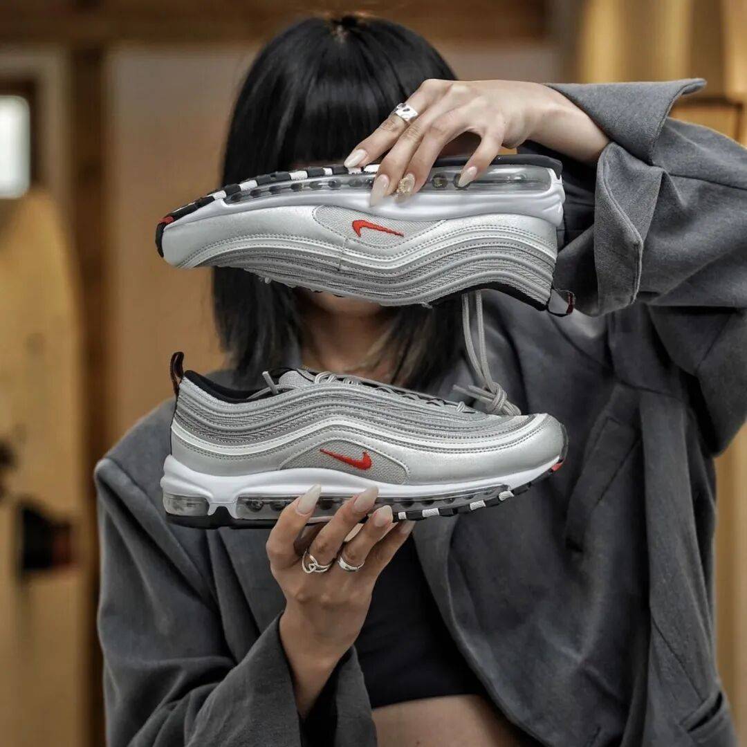 心动~耐克子弹头跑鞋349元拿下,颜值与舒适度双封神!