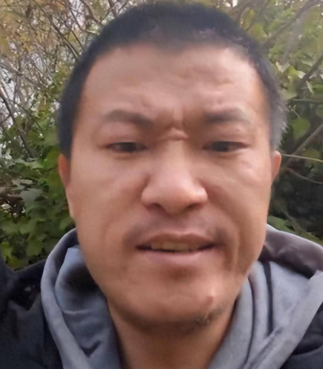 逆转了吗?被美国“击杀”的王伟恒曝已获绿卡,被人一眼识穿真相_网友_事儿_基本