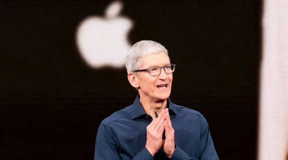 iPhone阵容调整,库克卸任倒计时