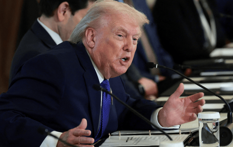 特朗普：对伊朗所有贸易伙伴征收25%关税