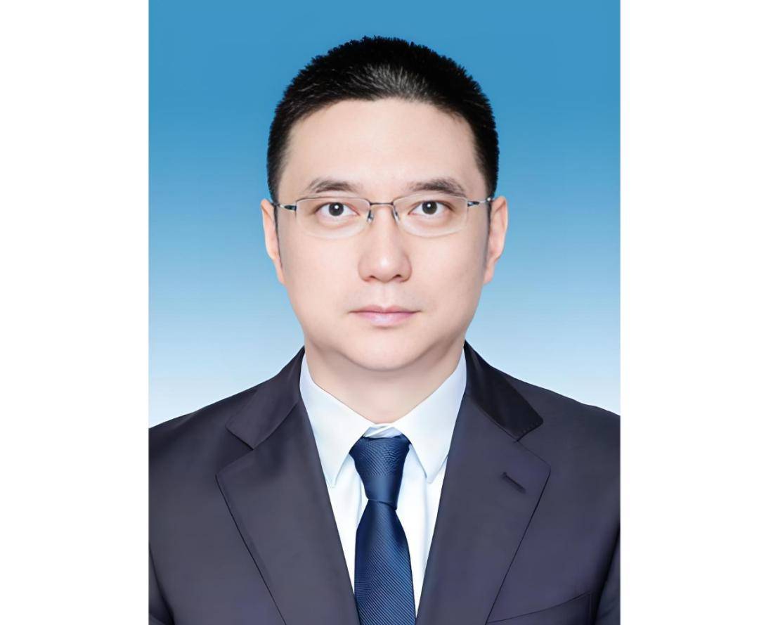 张泉任合肥市代市长