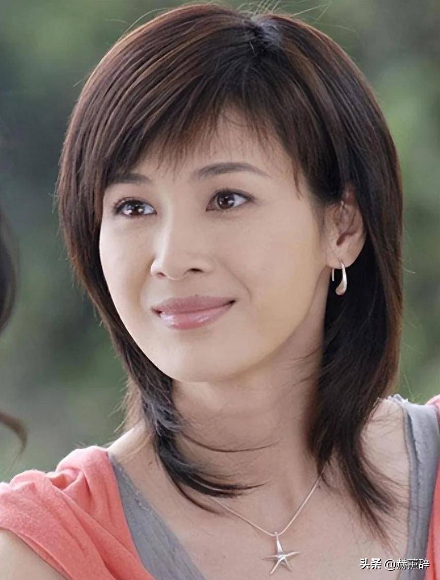 雷速体育- 雷速体育app下载- 足球篮球专业直播平台45岁童蕾现状：定居浙江农村因丈夫背上债务复出后变拍戏劳模