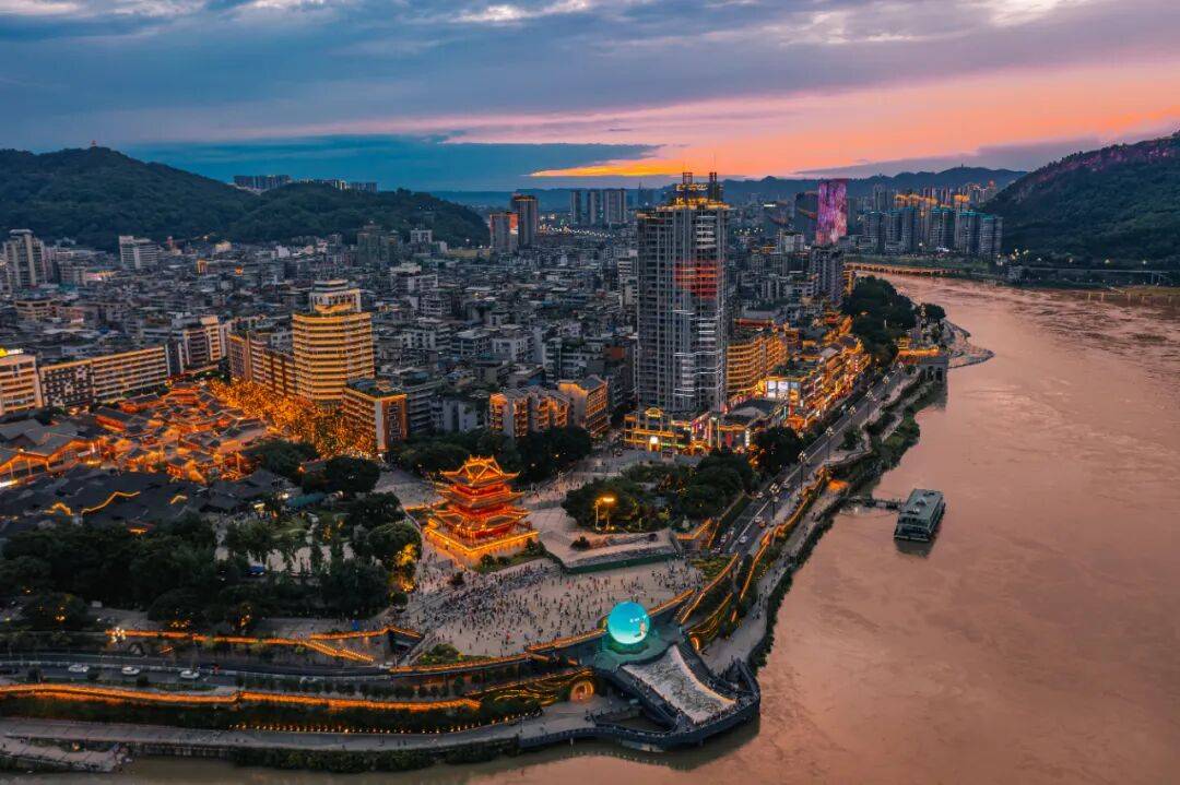 图片[3]-懂花钱的年轻人在哪儿，时髦的家乡就在哪儿 -华闻时空