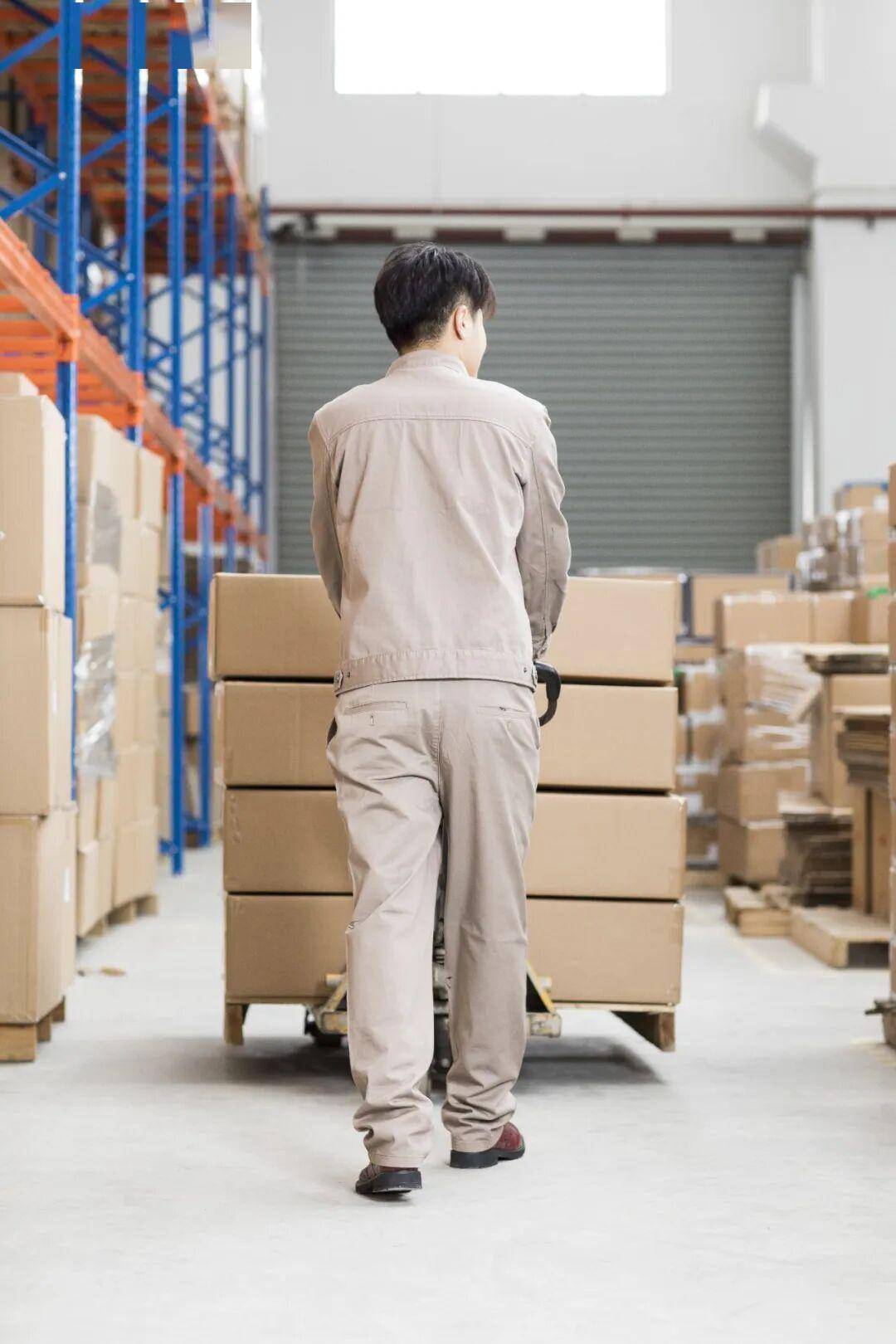 主动退市与亏损烦恼 德邦股份能被点石成金?