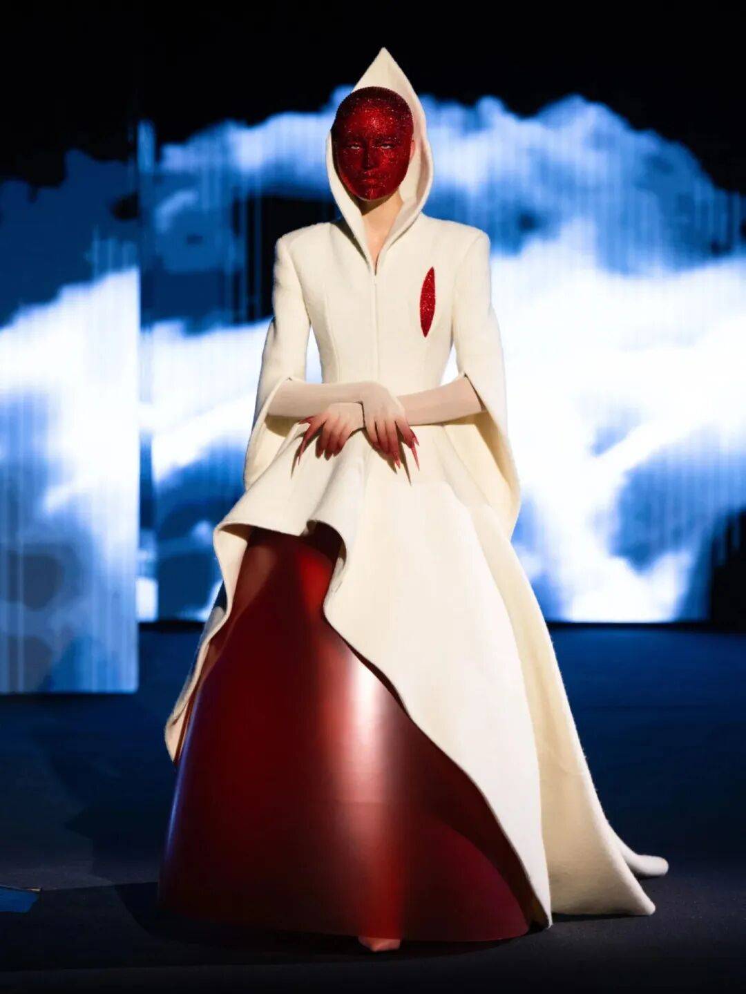 2026巴黎高定时装周落幕:荟萃全世界最美的衣服! 2026巴黎高定时装周落幕:荟萃全世界最美的衣服!