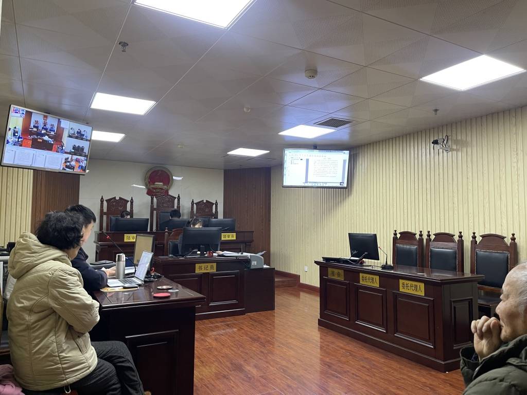 石家庄栾城区政府被诉后无人出席庭审:法院判定缺席审判,继续庭审