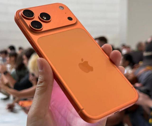 原创 iPhoneAir卖爆背后:在中国,没有卖不掉的iPhone,就看价格如何